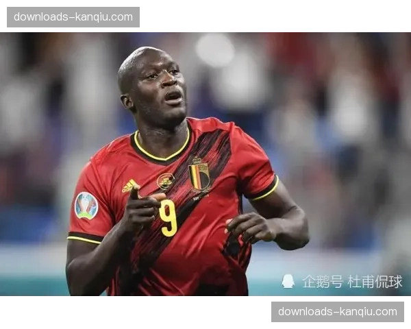 斯图加特翁达夫12球位列射手榜第三，状态持续出色